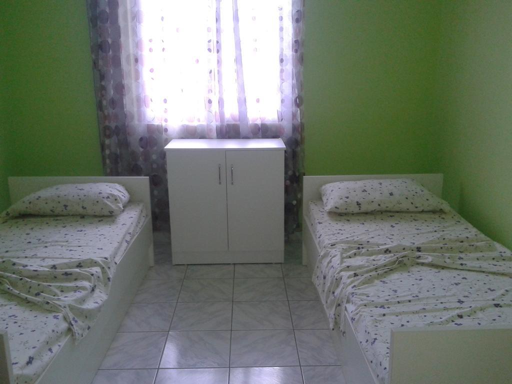 הוילה סרנדה Shehu'S House מראה חיצוני תמונה