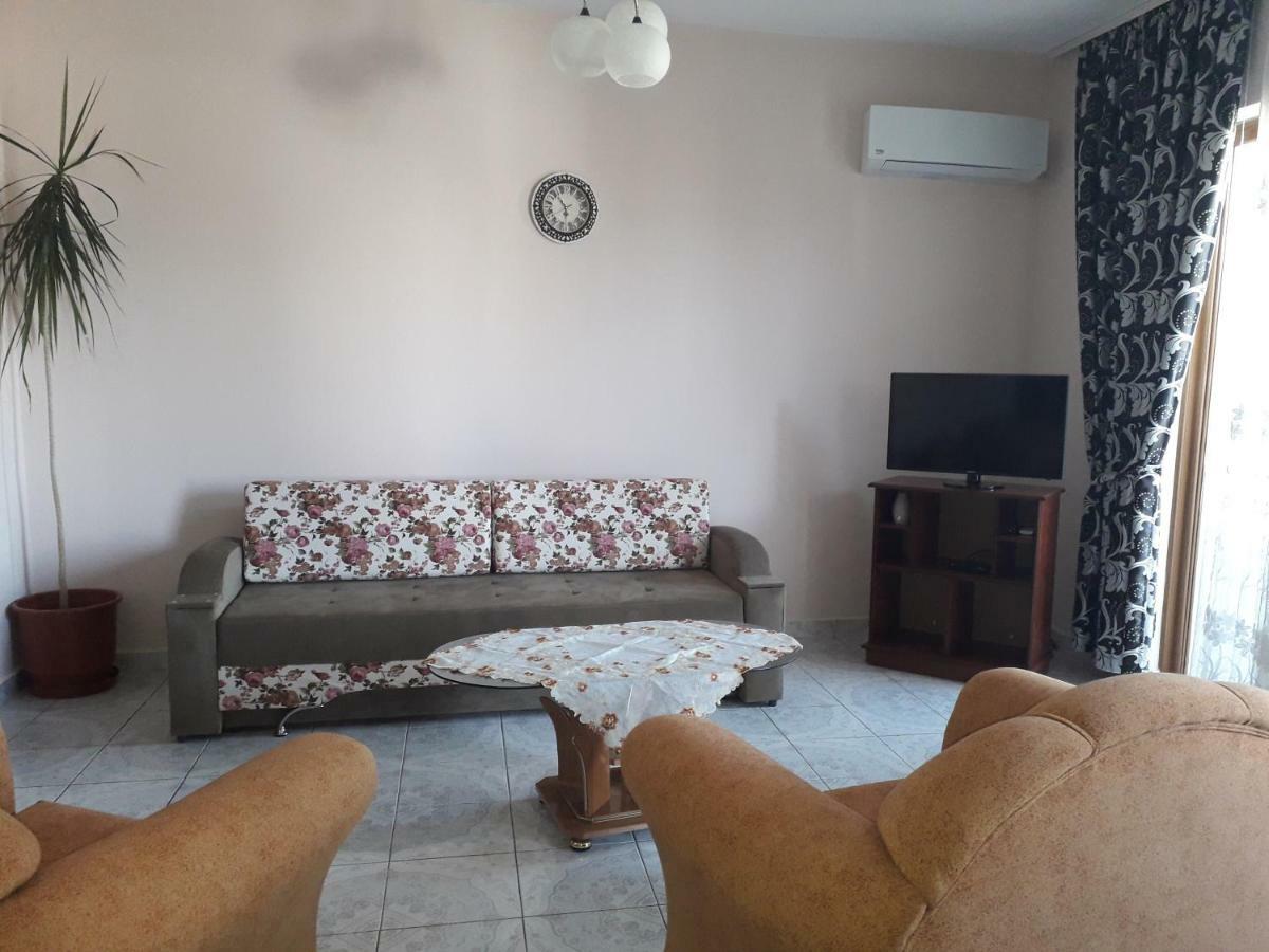 הוילה סרנדה Shehu'S House מראה חיצוני תמונה